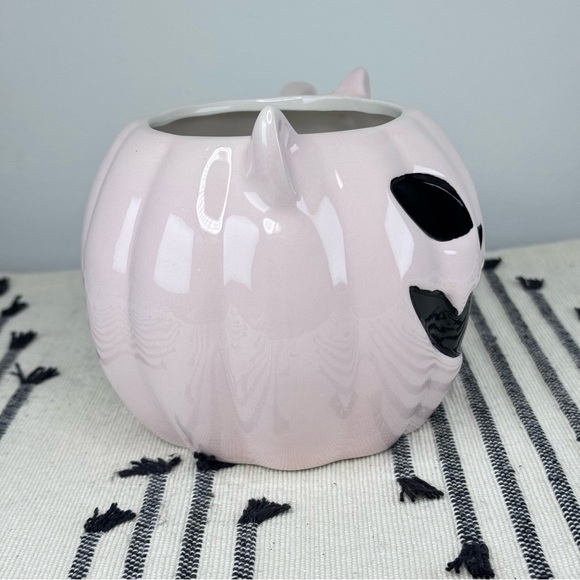 NEW Cobwebs & Cauldrons Pink Pumpkin Cat Halloween Mug - Picture 3 of 6